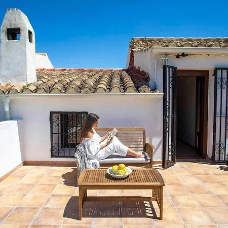 Mas De Les Garroferes