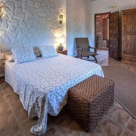 Mas De Les Garroferes *